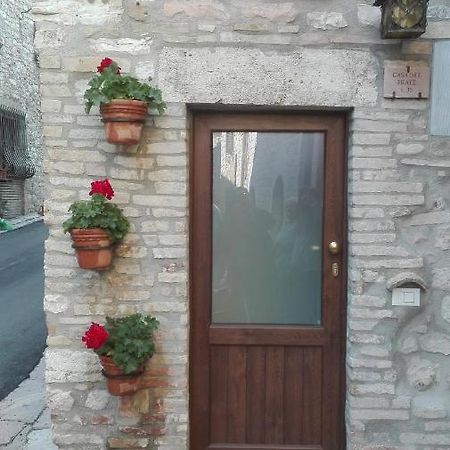 Casa Del Frate Daire Assisi Dış mekan fotoğraf
