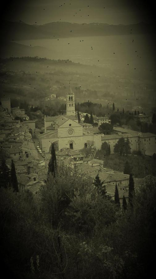 Casa Del Frate Daire Assisi Dış mekan fotoğraf