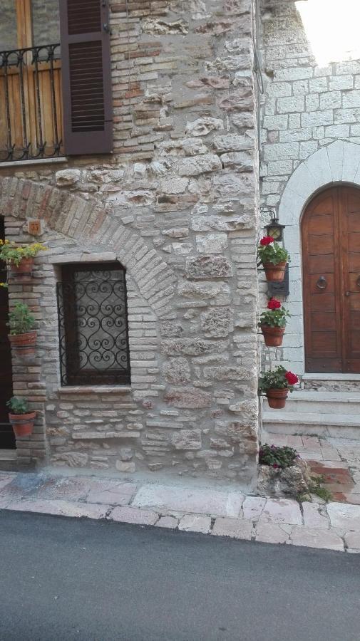 Casa Del Frate Daire Assisi Dış mekan fotoğraf