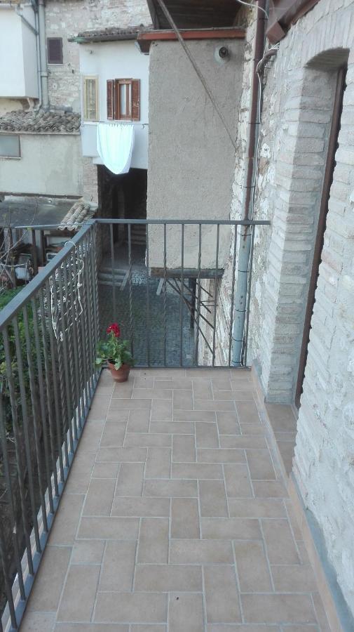 Casa Del Frate Daire Assisi Dış mekan fotoğraf