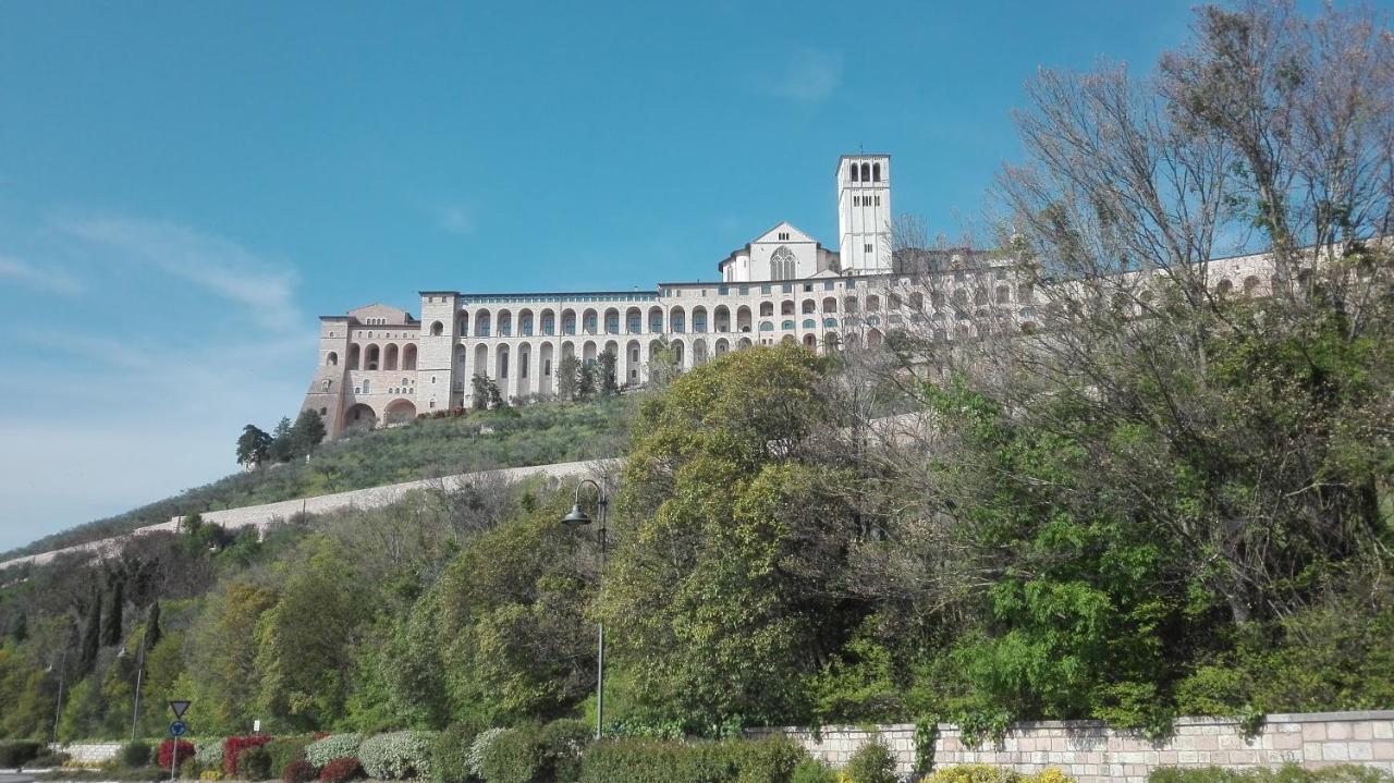Casa Del Frate Daire Assisi Dış mekan fotoğraf