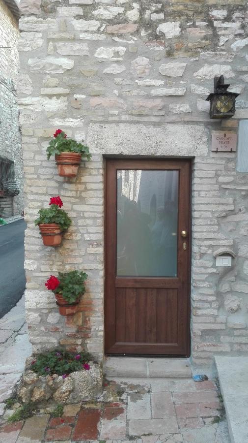 Casa Del Frate Daire Assisi Dış mekan fotoğraf